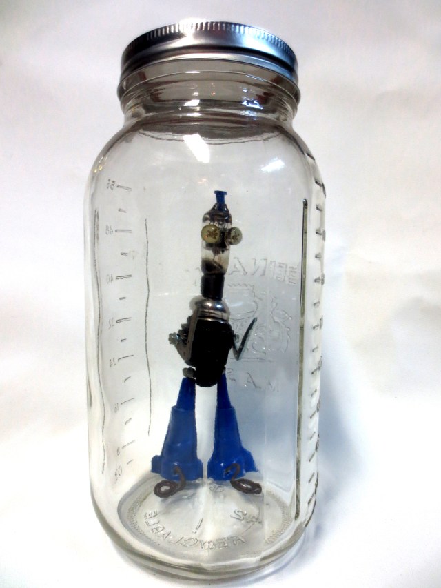 robot_in_a_jar4
