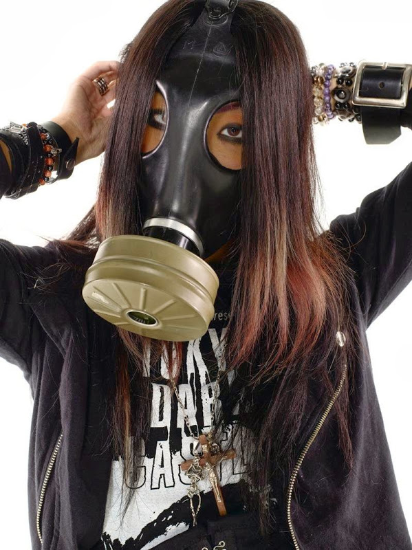 Tokyo Adorned: Photography Book on Japanese Street Style.&nbsp;(Photography)